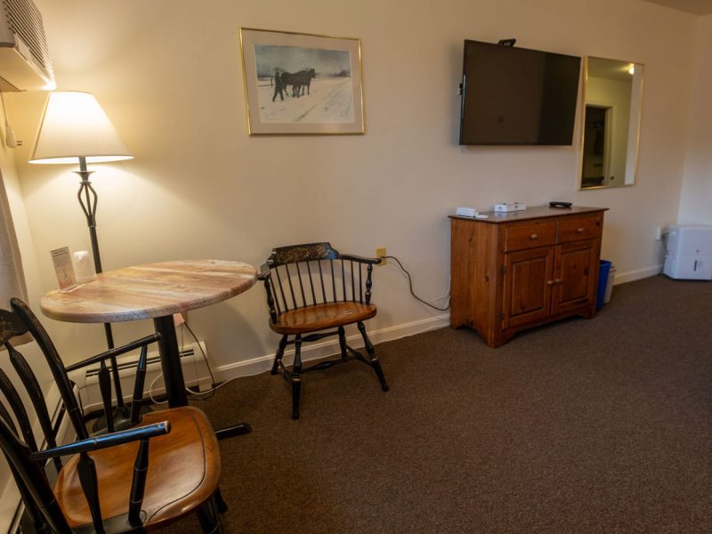 deluxe-king-room-02